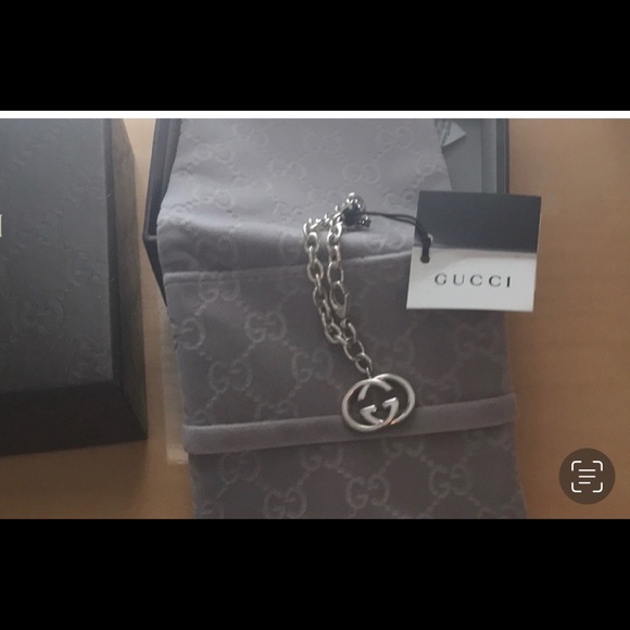 Authentic Gucci Bracelet - Picture 2 of 4